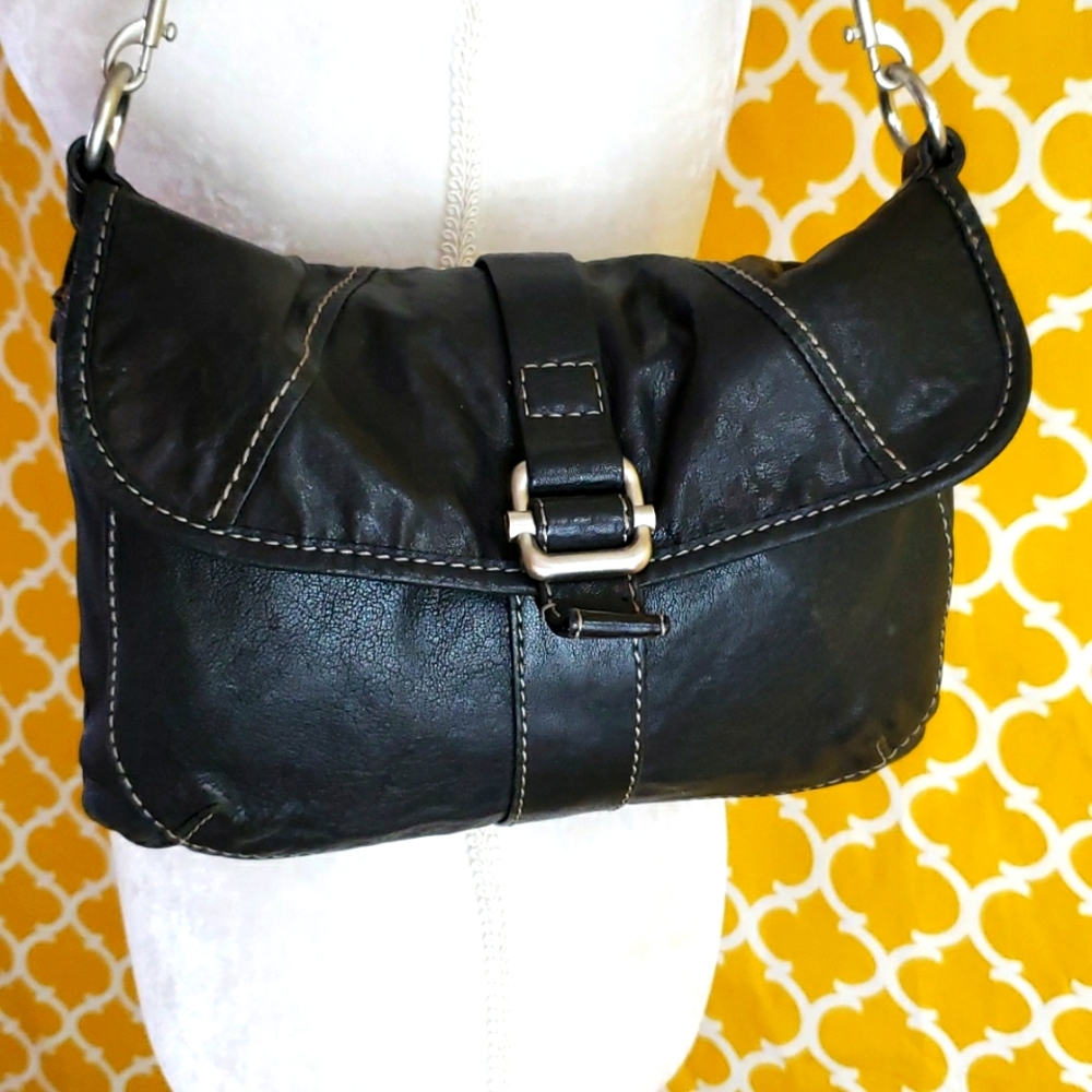 ADORABLE FOSSIL BLACK LEATHER HANDBAG W/DETACHABLE STRAP